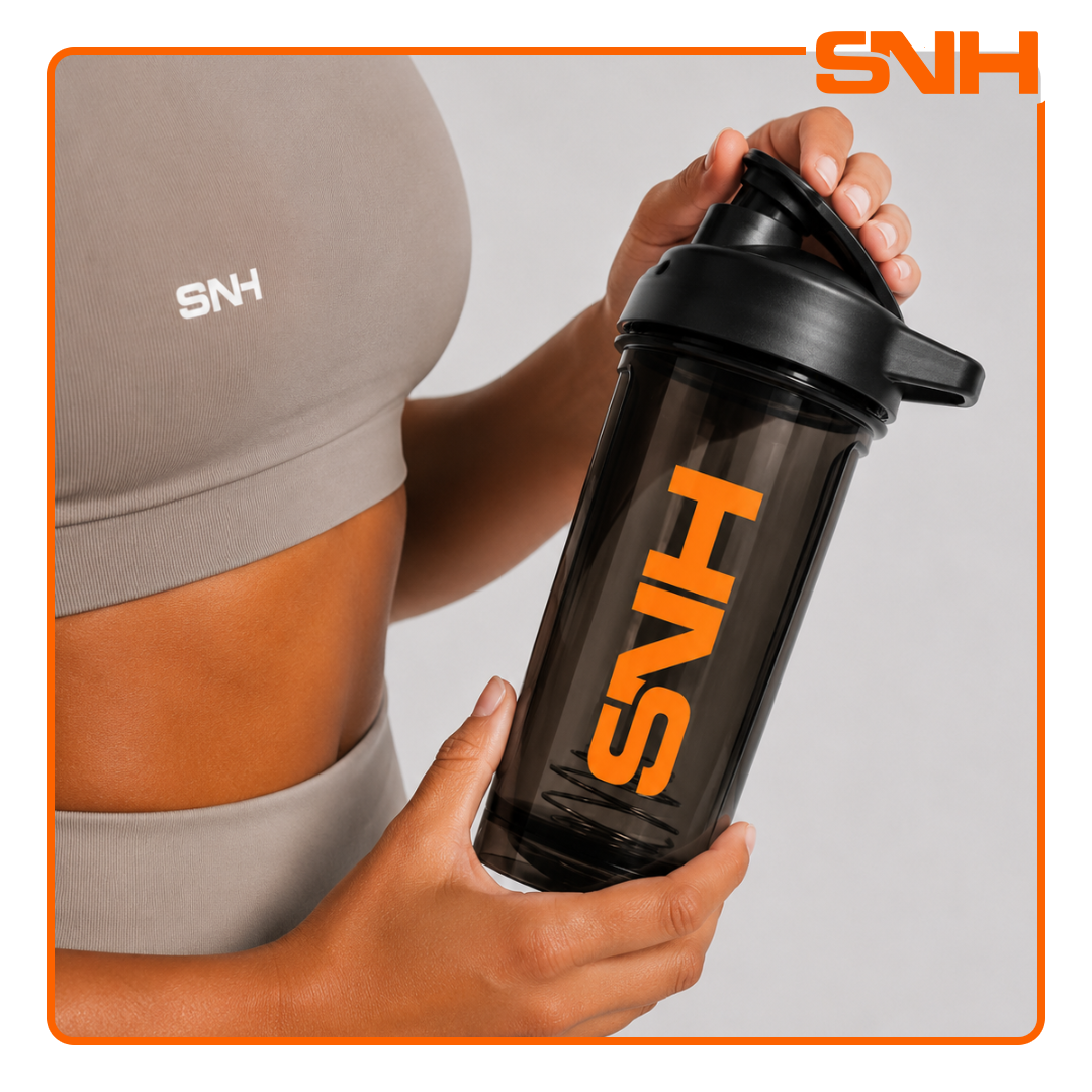 SNH 2.0 Shaker Bottle 750ml in black, BPA-free leak-proof shaker bottle for protein, pre-workout, and daily training use